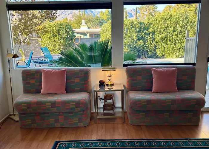 Holiday home Mid-century 4br Ranch With Private Pool, 1m To Pickleball Tucson