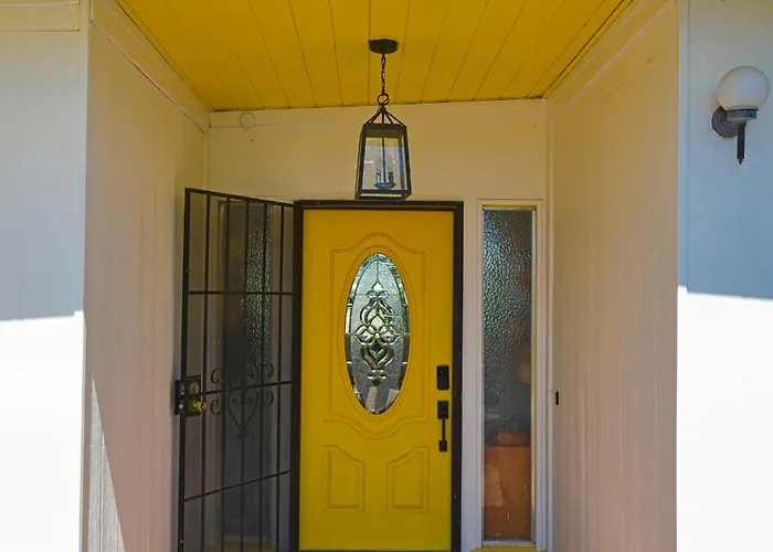 Holiday home Mid-century 4br Ranch With Private Pool, 1m To Pickleball Tucson