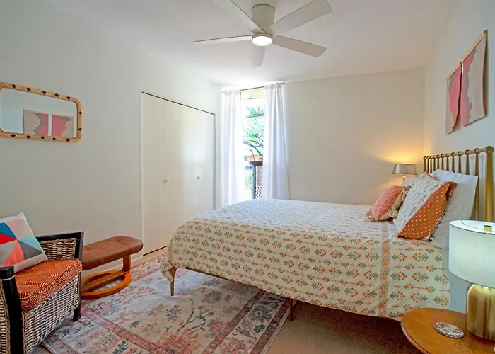 Mid-century 4br Ranch With Private Pool, 1m To Pickleball Holiday home